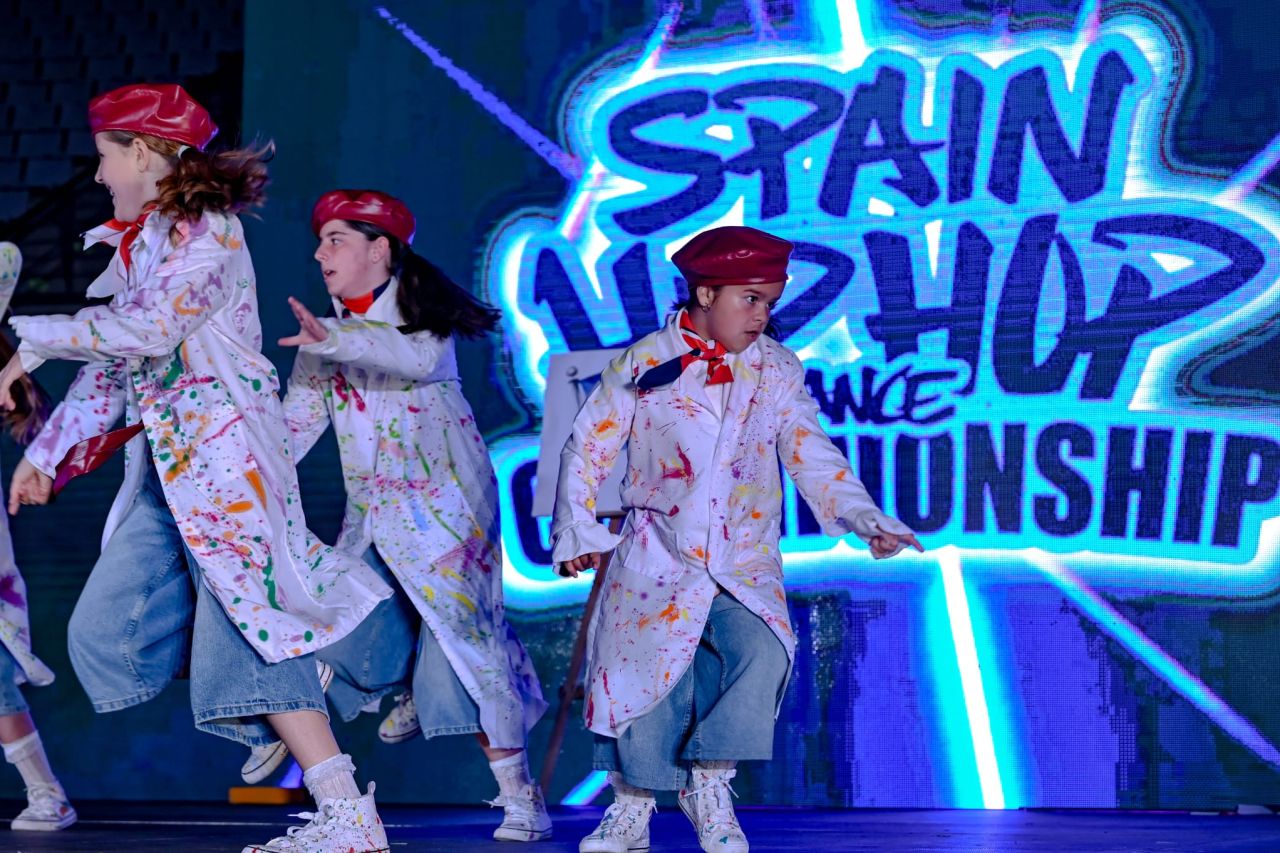 Laroom Dance School Laroom Dance School