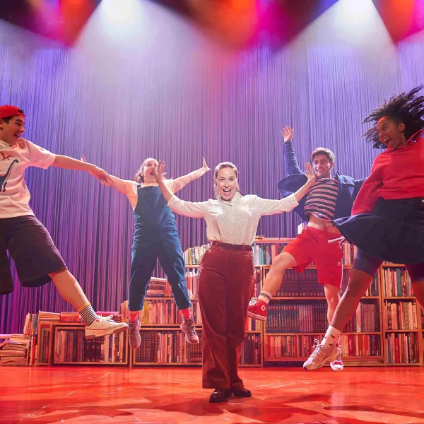 El fil invisible - El musical basat en el conte de Míriam Tirado ...